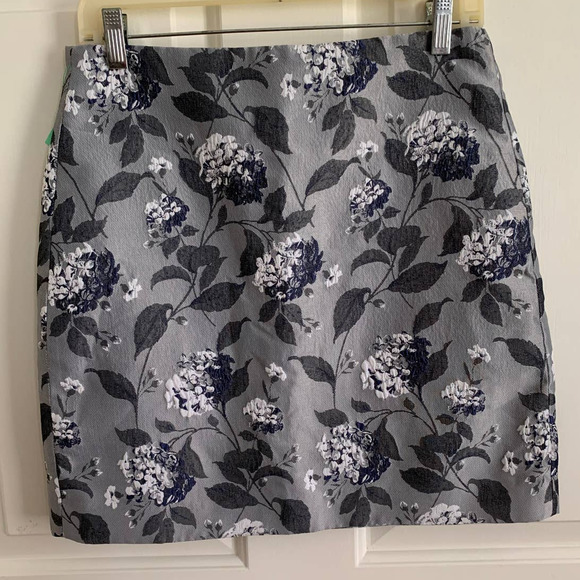 Loft Skirt Sz 4 - Picture 1 of 8